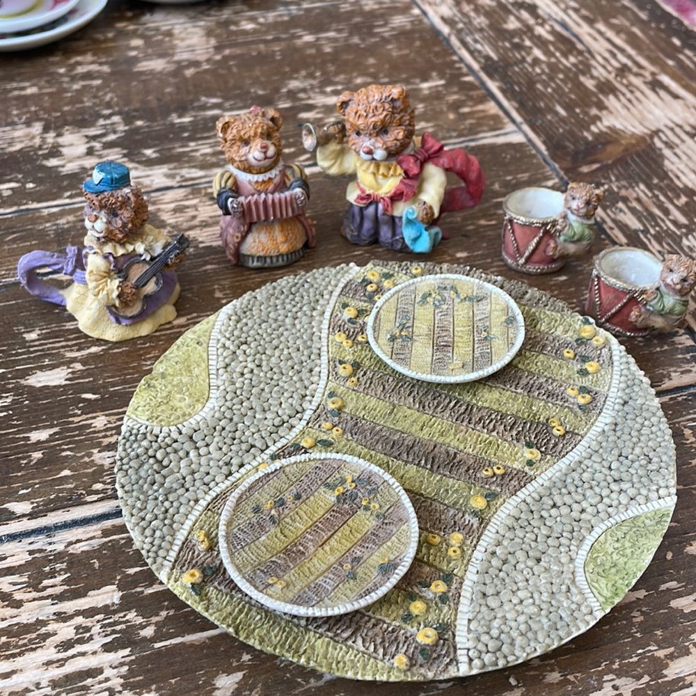 Decorative Whimsical Tea Set - Picture 2 of 5